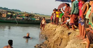 ময়মনসিংহের ব্রহ্মপুত্র নদে দুই মামাতো ভাই নিখোঁজ: একজন জীবিত উদ্ধার